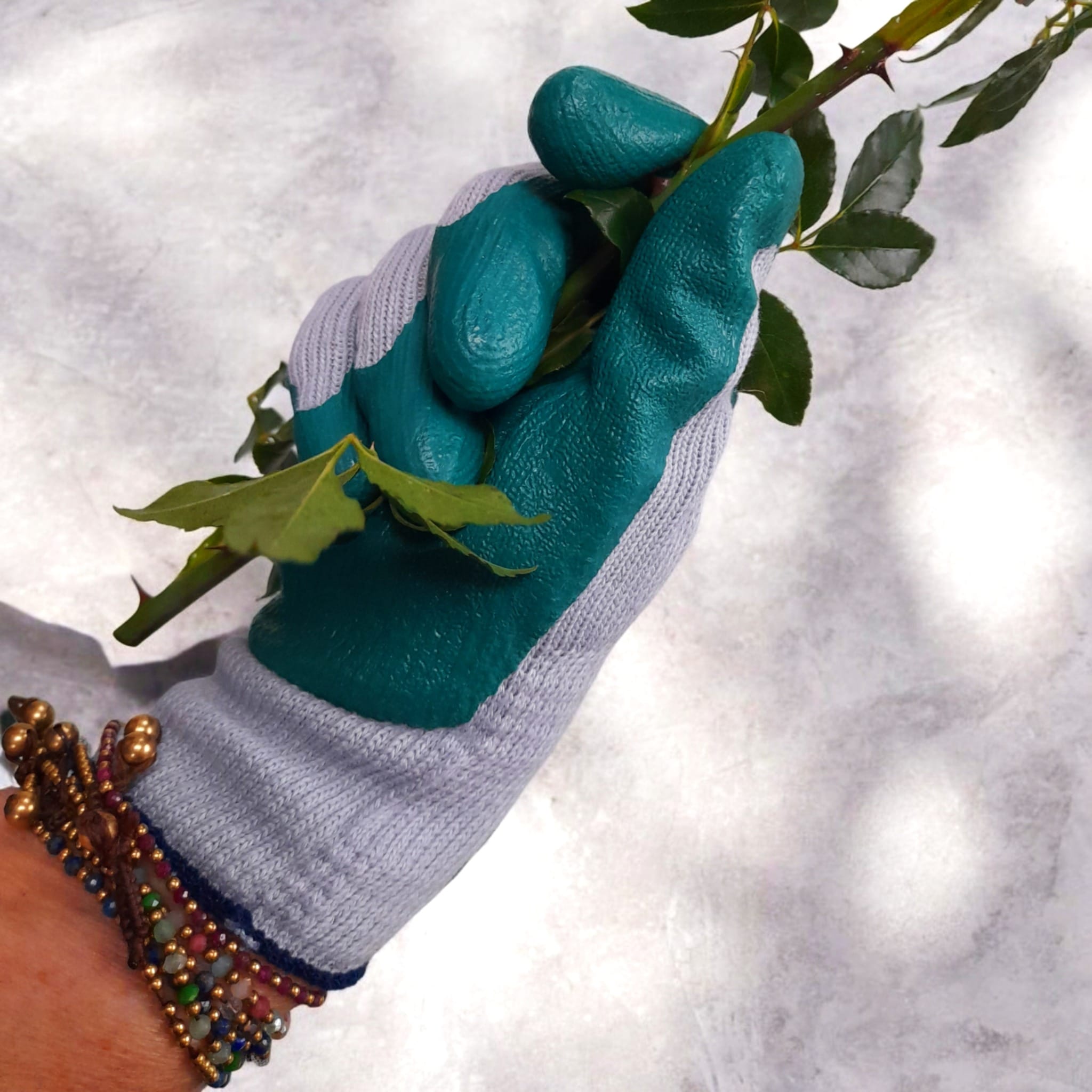 Showa Thornmaster 350R Gardening Gloves - Image 4