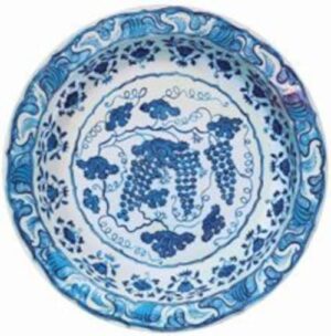 Ashmolean Museum, University of Oxford © Blue Grapes Plate